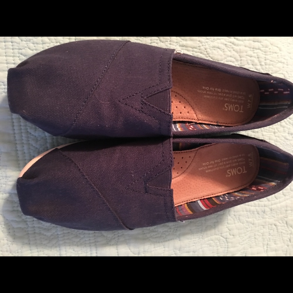TOMS canvas flat shoes